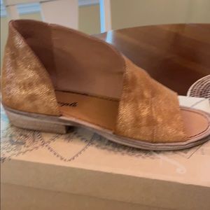 Free people sandals